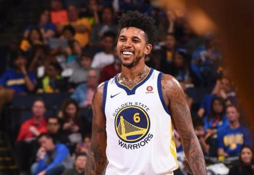 持球者不急 持球者不急